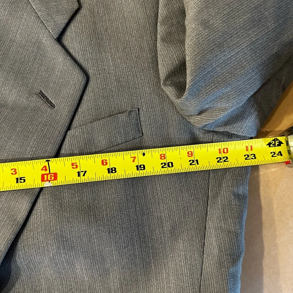 Pierre Cardin gray 2 piece Suit Blazer 44R Trousers pants 38x30 100% wool‎ mens
